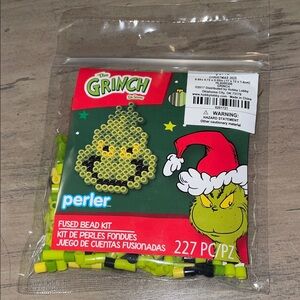 The Grinch Perler Fused Bead Kit • Christmas Craft Set • 227 Pieces • NWT